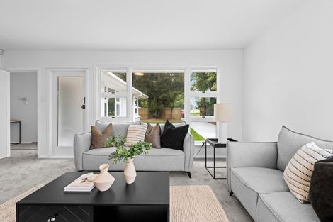 Photo of property in 340 Memorial Avenue, Burnside, Christchurch, 8053