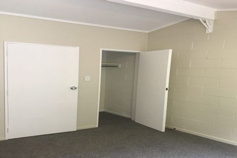 Photo of property in 99 Churton Drive, Churton Park, Wellington, 6037
