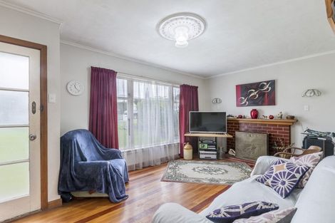 Photo of property in 6 Aotea Road, Glen Eden, Auckland, 0602