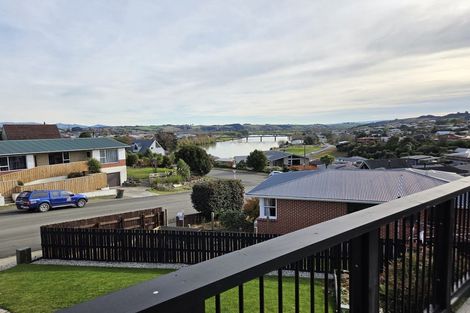 Photo of property in 3 Lincoln Terrace, Balclutha, 9230