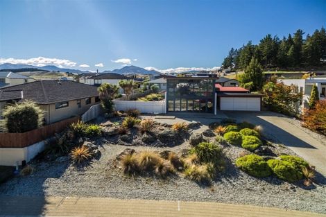 Photo of property in 43 Kings Drive, Wanaka, 9305