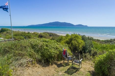 Photo of property in 91 Field Way, Waikanae Beach, Waikanae, 5036