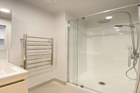 Photo of property in 365a Don Buck Road, Massey, Auckland, 0614