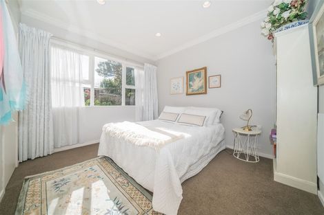 Photo of property in 10 Cremorne Avenue, Hokowhitu, Palmerston North, 4410