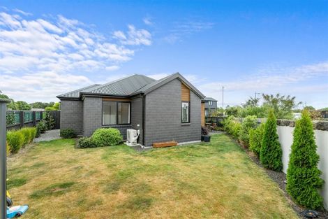 Photo of property in 1 Piripiri Place, Broomfield, Christchurch, 8042