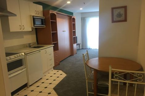 Photo of property in Terrace Heights Apartments, 4g/163 The Terrace, Wellington Central, Wellington, 6011