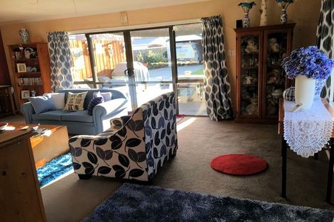 Photo of property in 20 Hughes Street, Waimate, 7924