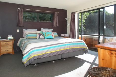 Photo of property in 6 Botany Lane, Whitby, Porirua, 5024
