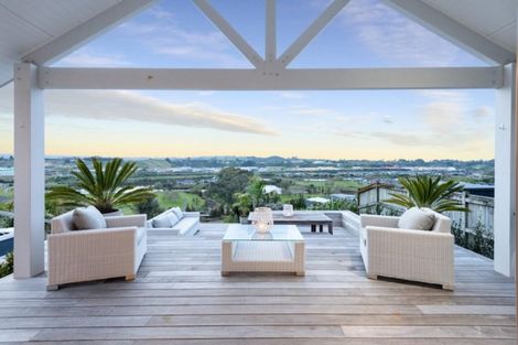 Photo of property in 7 Broadwater Close, Pyes Pa, Tauranga, 3112