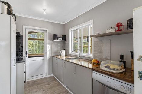 Photo of property in 95 Atkinson Avenue, Otaki Beach, Otaki, 5512