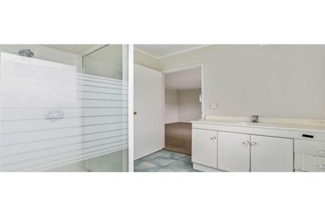 Photo of property in 2 Glenross Drive, Wattle Downs, Auckland, 2103