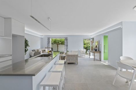 Photo of property in 1/64 Hewitts Road, Merivale, Christchurch, 8014