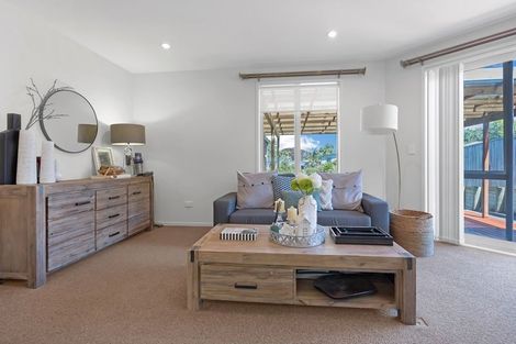 Photo of property in 15 Canmore Street, Pokeno, 2402