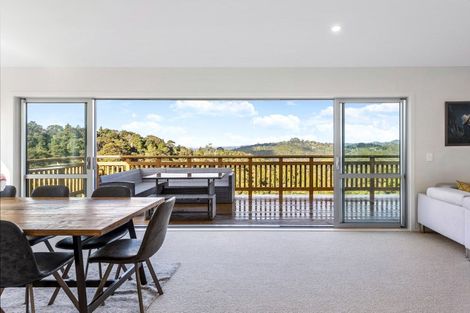 Photo of property in 1100-1102 Scenic Drive North, Swanson, Auckland, 0816