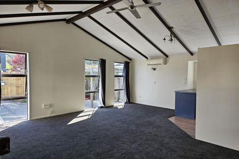 Photo of property in 2/42 Heywood Terrace, Richmond, Christchurch, 8013