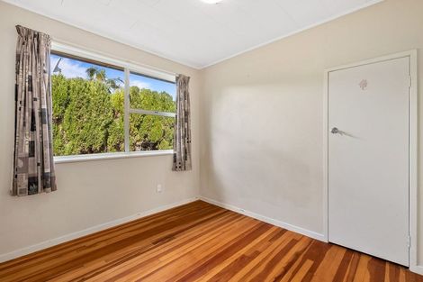 Photo of property in 20 Spencer Road, Pinehill, Auckland, 0632