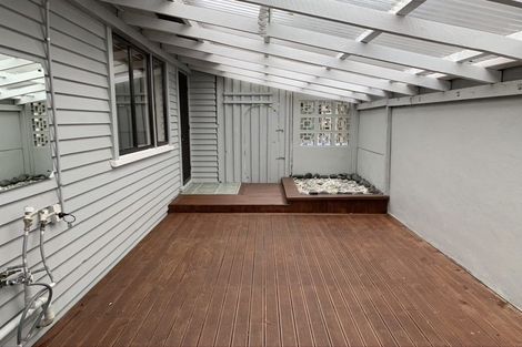 Photo of property in 41 Forrest Hill Road, Milford, Auckland, 0620