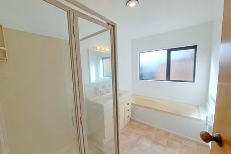 Photo of property in 15a Sanders Avenue, Westown, New Plymouth, 4310