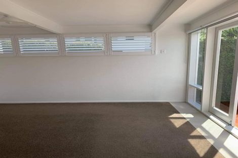 Photo of property in 3/252 Hurstmere Road, Takapuna, Auckland, 0622