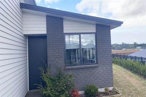 Photo of property in 41 Pioneer Crescent, Omokoroa, 3114