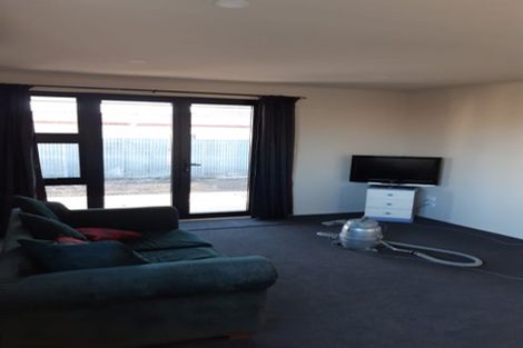 Photo of property in 4 Earnslaw Crescent, Clover Park, Auckland, 2019