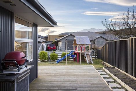 Photo of property in 3 Tudor Lane, Lower Shotover, Queenstown, 9304