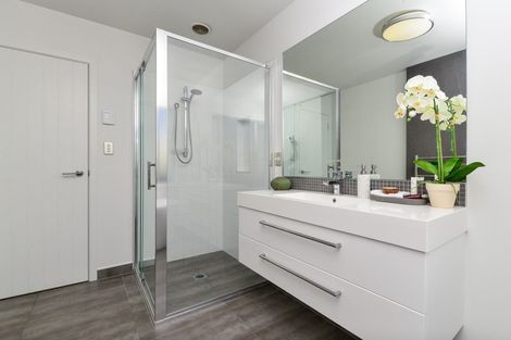 Photo of property in 198 Cumberland Drive, Flagstaff, Hamilton, 3210