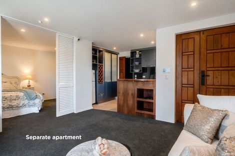 Photo of property in 1/60 Milford Road, Milford, Auckland, 0620