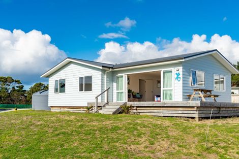Photo of property in 25 Northcoast Place, Mangawhai Heads, Mangawhai, 0505