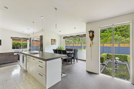Photo of property in 58d Gilbert Street, New Plymouth, 4310