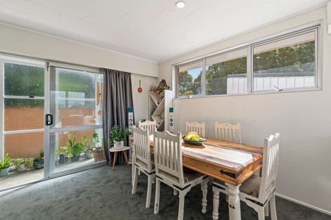 Photo of property in 2/9 Riverlea Road, Whenuapai, Auckland, 0618