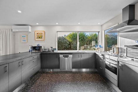 Photo of property in 3 Rere Road, Lake Hayes, Queenstown, 9304
