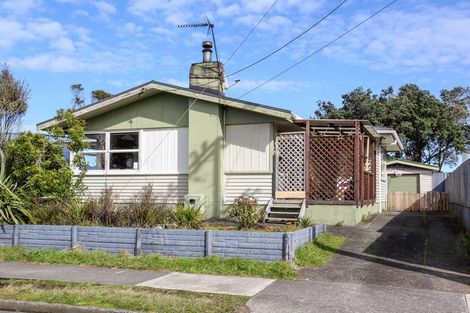 Photo of property in 30 Belair Avenue, Blagdon, New Plymouth, 4310