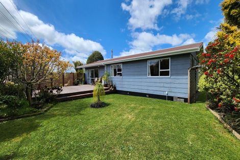 Photo of property in 22 Beaconsfield Road, Midhirst, Stratford, 4394