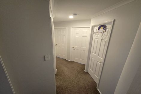 Photo of property in 12 Ranch Avenue, Beach Haven, Auckland, 0626