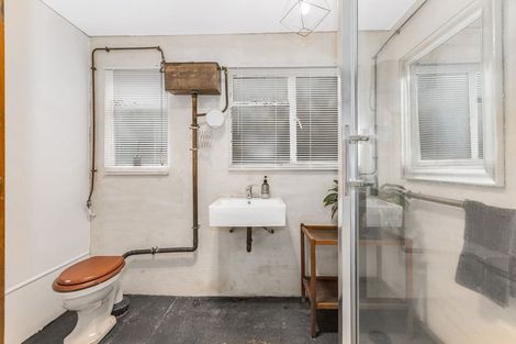 Photo of property in 136 Hine Road, Wainuiomata, Lower Hutt, 5014