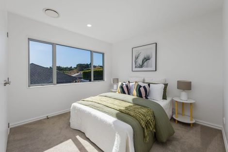 Photo of property in 10 Ian Gordon Lane, Orewa, 0931
