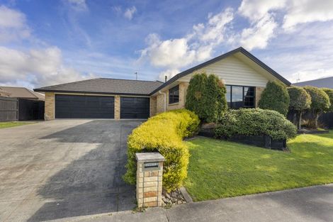 Photo of property in 10 Rodeo Drive, Kelvin Grove, Palmerston North, 4414