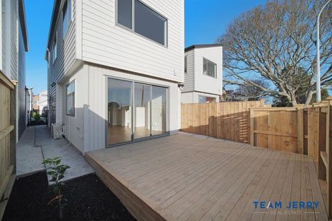Photo of property in 125a Grove Road, Papakura, 2110