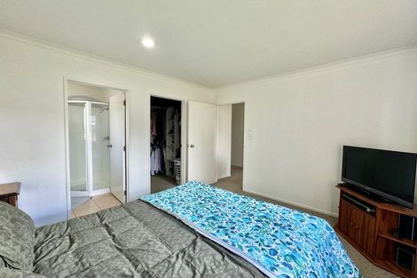 Photo of property in 8 Ettrick Lane, Papakura, 2110