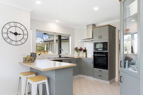 Photo of property in 88 Tuihana Drive, Papamoa Beach, Papamoa, 3118