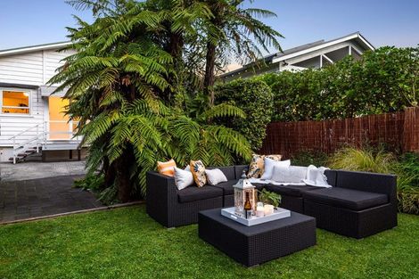 Photo of property in 25 Mewburn Avenue, Mount Eden, Auckland, 1024