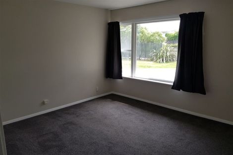Photo of property in 17 Collins Drive, Waikuku Beach, 7402