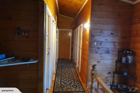 Photo of property in 1 Kent Crescent, Awapuni, Palmerston North, 4412