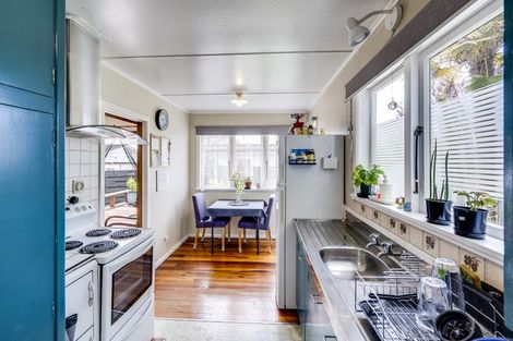 Photo of property in 160 Nuffield Avenue, Marewa, Napier, 4110