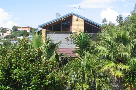 Photo of property in 1/33 Masterton Road, Rothesay Bay, Auckland, 0630