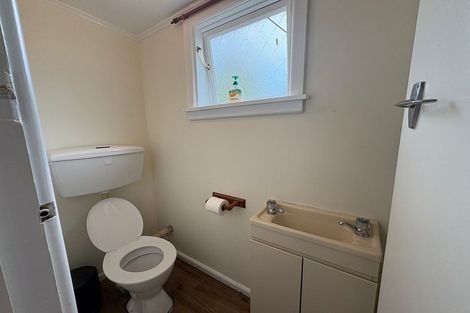 Photo of property in 39 Straven Road, Riccarton, Christchurch, 8011