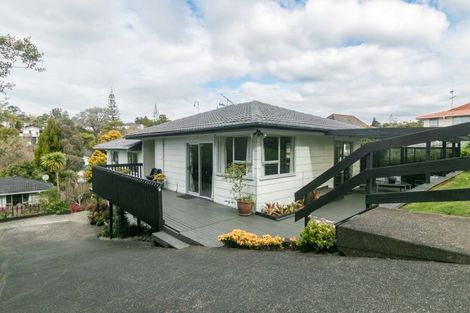 Photo of property in 11 Sunburst Lane, Torbay, Auckland, 0630