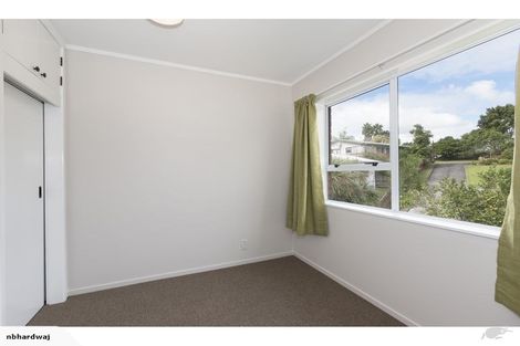 Photo of property in 1/5 Petrel Place, Massey, Auckland, 0614
