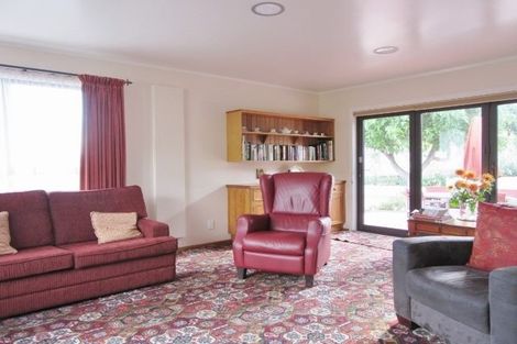 Photo of property in 20 Exploration Way, Whitby, Porirua, 5024
